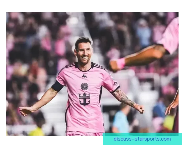 梅西加盟国际迈阿密首战表现惊艳球迷 场上造两球助队轻松取胜